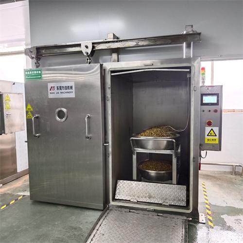 团餐引入蒸汽式真空冷却机，开启高效供餐新时代